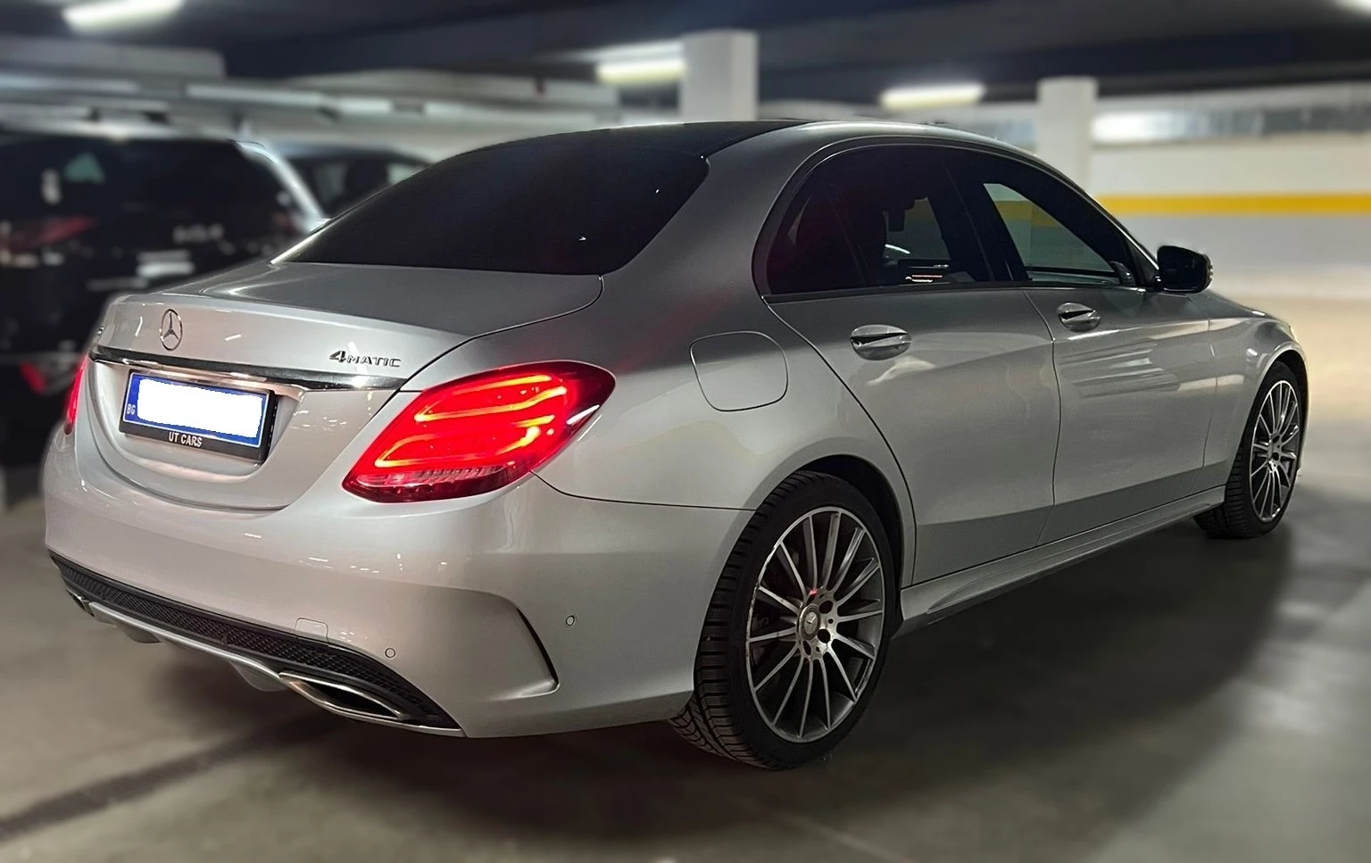 Mercedes-Benz C 400 AMG 4-MATIC-FULL, снимка 4 - Автомобили и джипове - 54259934