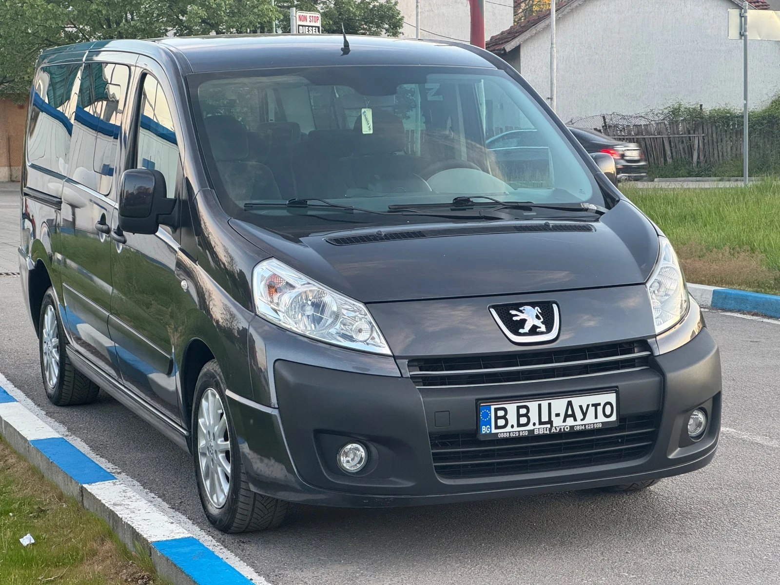 Peugeot Expert 8-Места Maxi, снимка 3 - Автомобили и джипове - 54418990