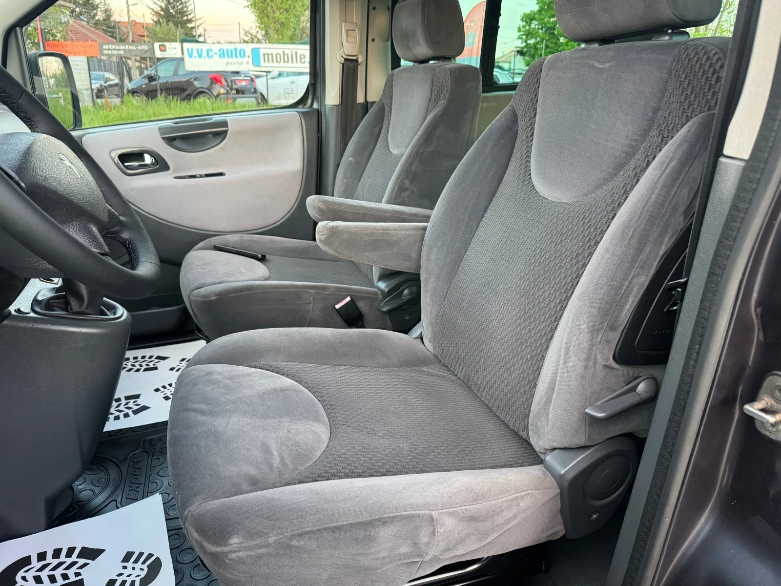 Peugeot Expert 8-Места Maxi, снимка 8 - Автомобили и джипове - 54418990