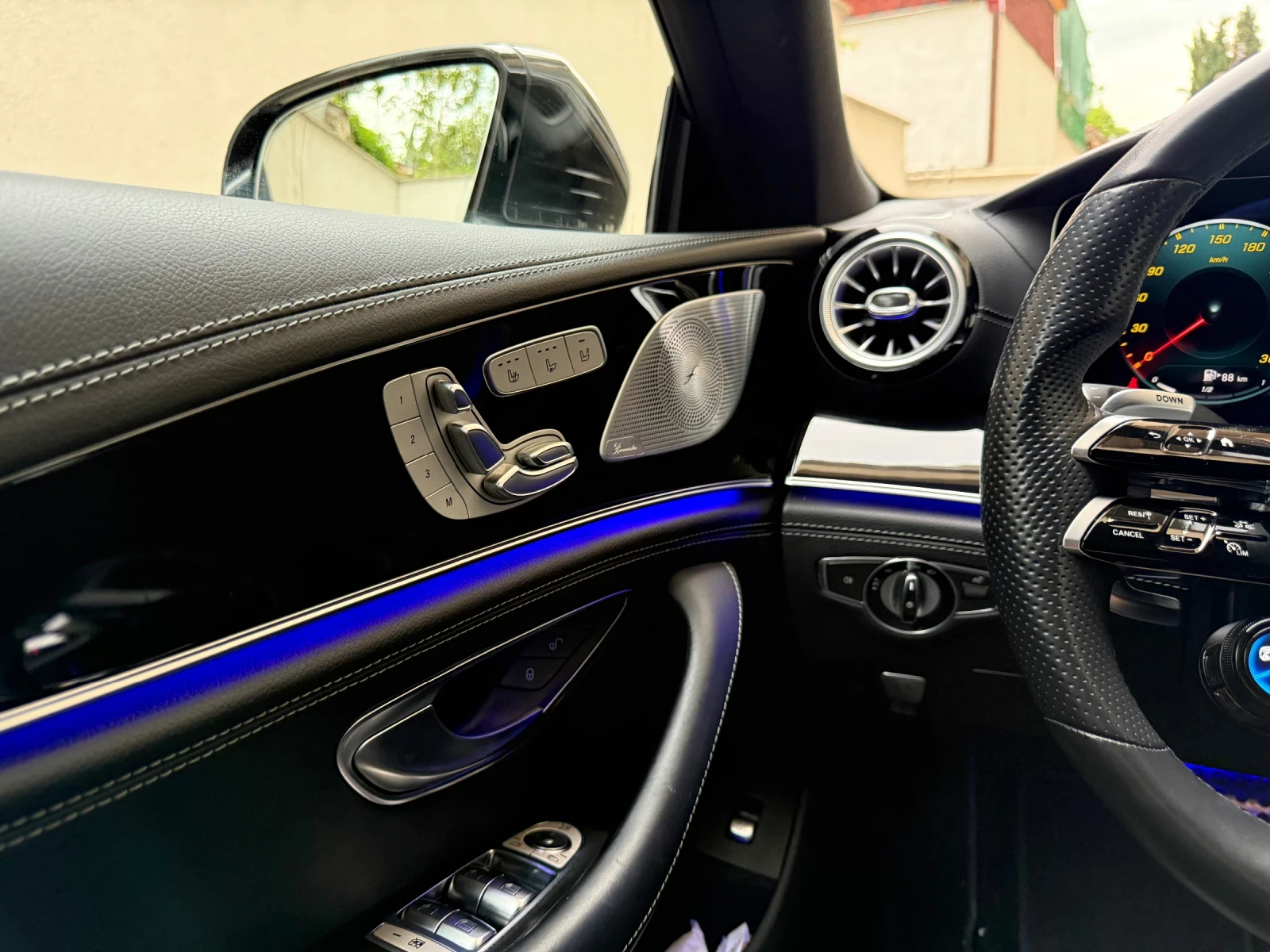 Mercedes-Benz AMG GT 43 4MATIC+ EQ Boost, снимка 12 - Автомобили и джипове - 54459016