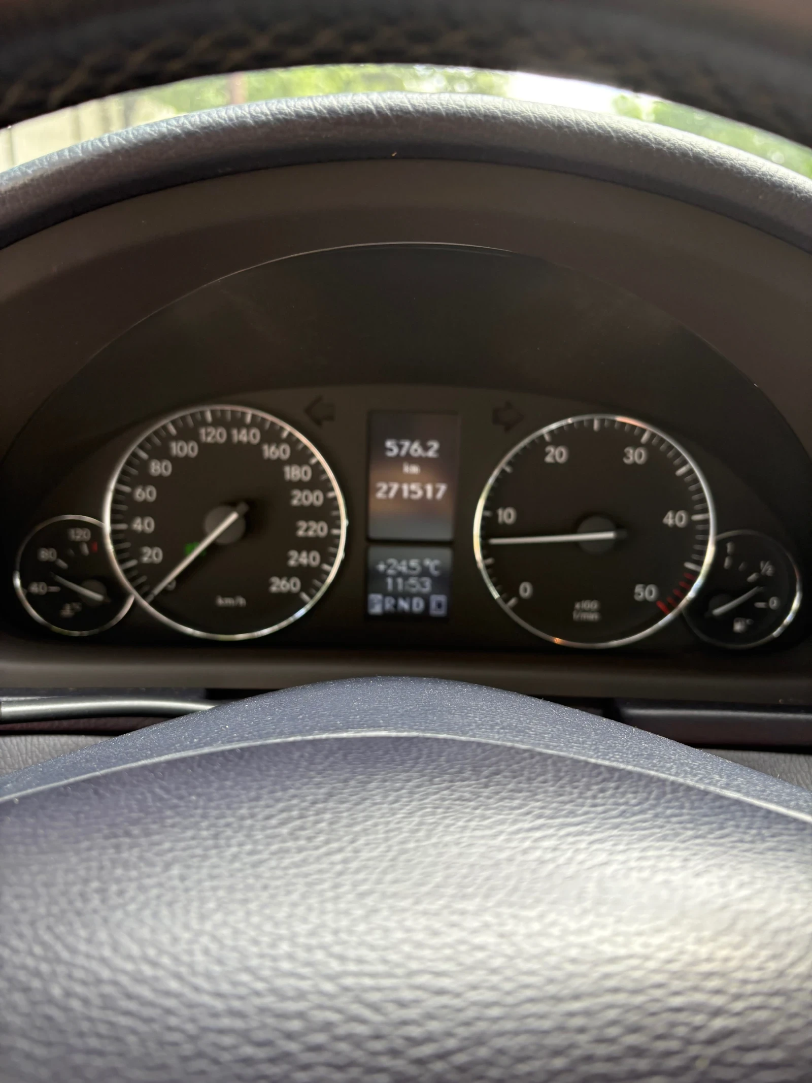 Mercedes-Benz C 320, снимка 10 - Автомобили и джипове - 54832205