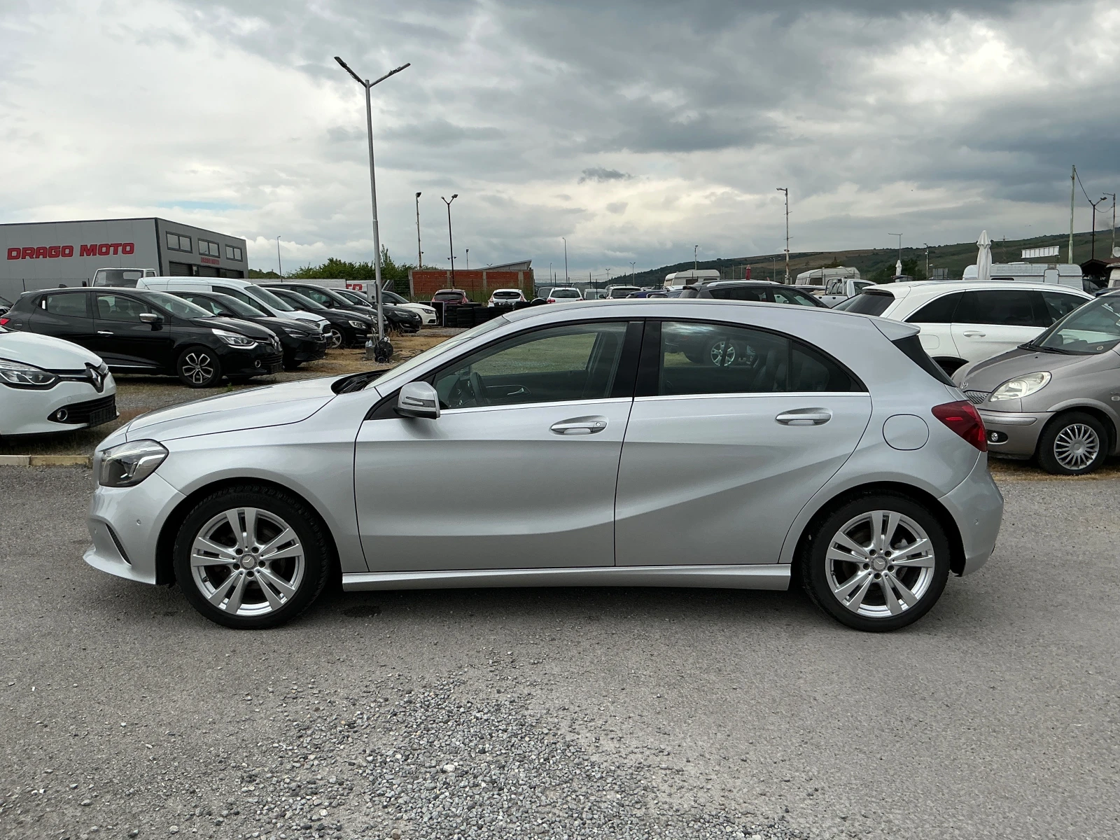 Mercedes-Benz A 180 CDI, снимка 5 - Автомобили и джипове - 54642538