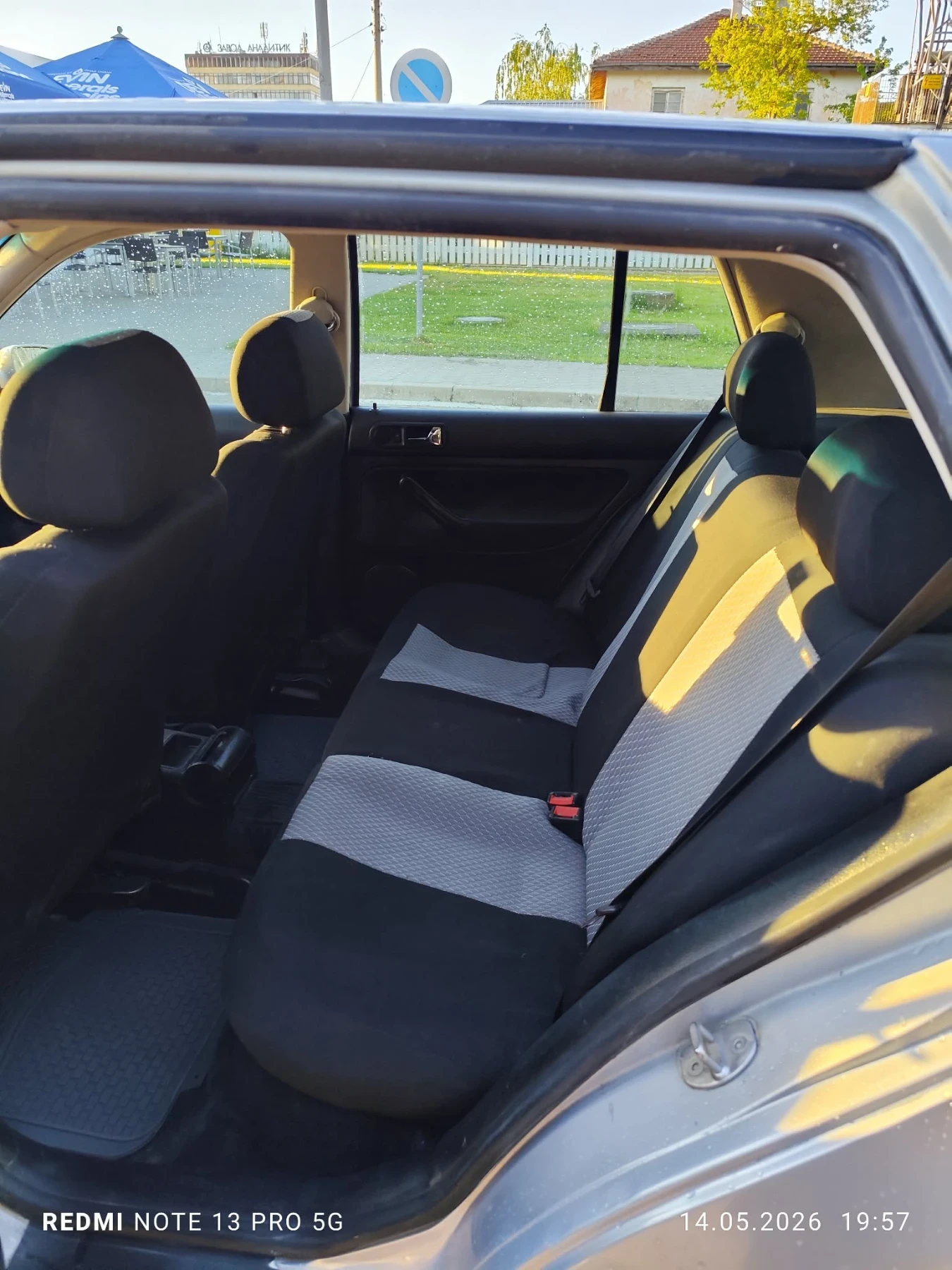 VW Golf, снимка 6 - Автомобили и джипове - 54811534