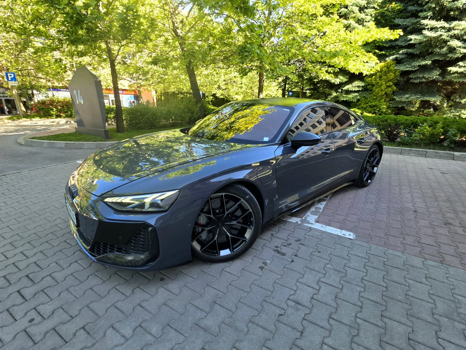 Audi E-Tron GT RS performance, снимка 7 - Автомобили и джипове - 54996628