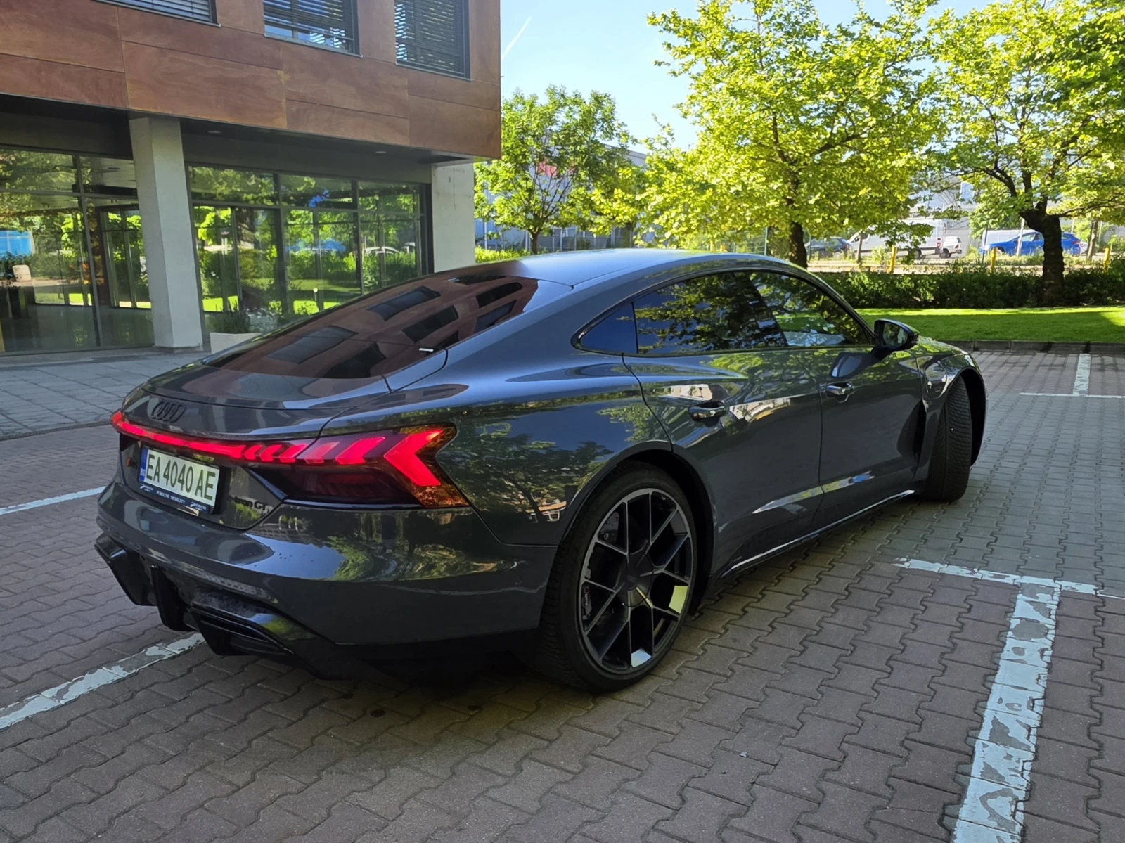 Audi E-Tron GT RS performance, снимка 2 - Автомобили и джипове - 54996628