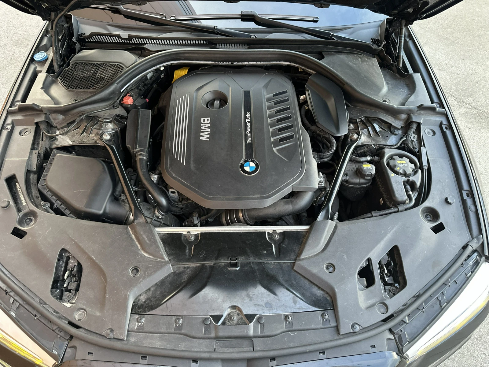 BMW 540 i xDrive, снимка 17 - Автомобили и джипове - 55082257