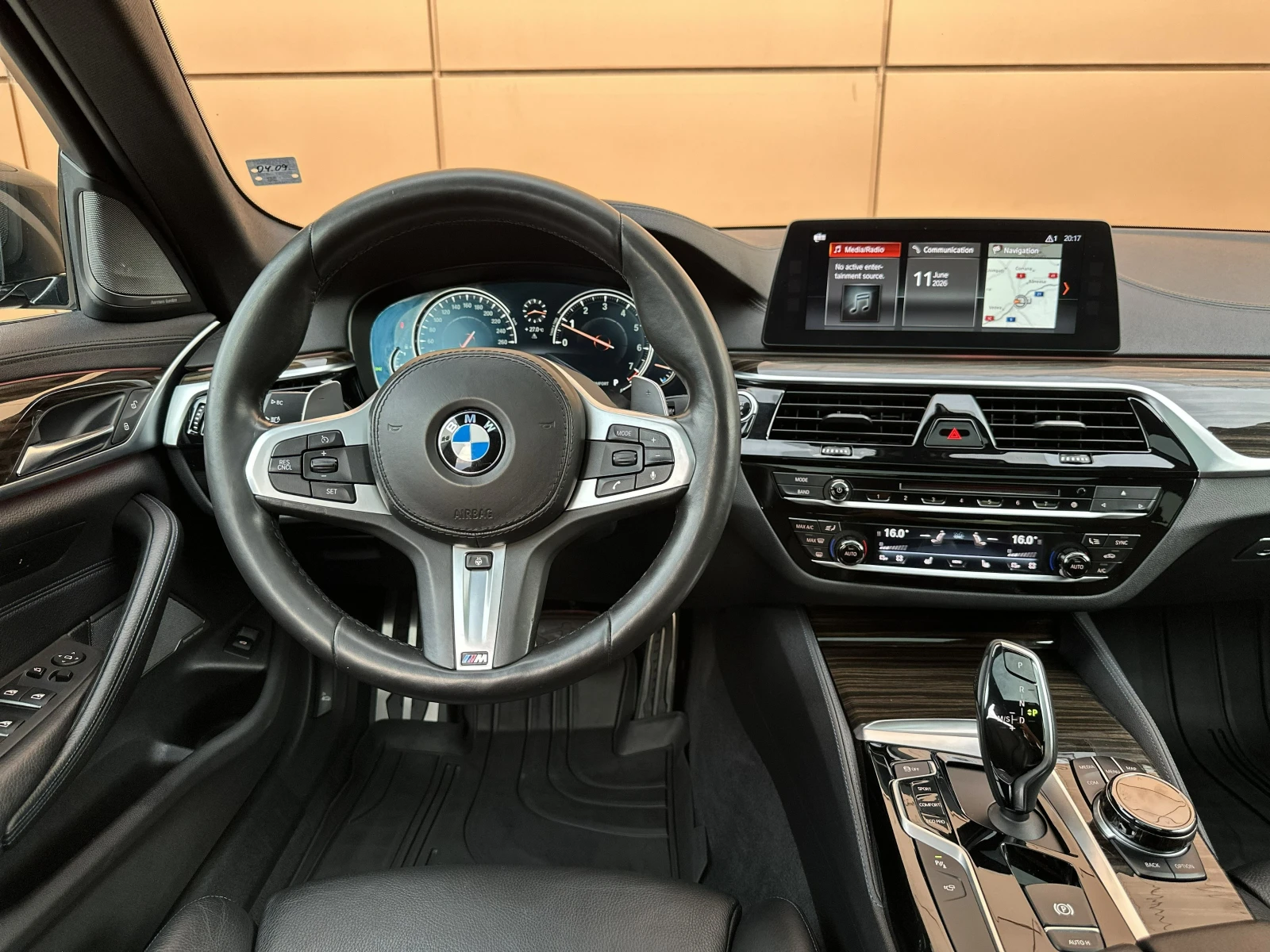 BMW 540 i xDrive, снимка 14 - Автомобили и джипове - 55082257