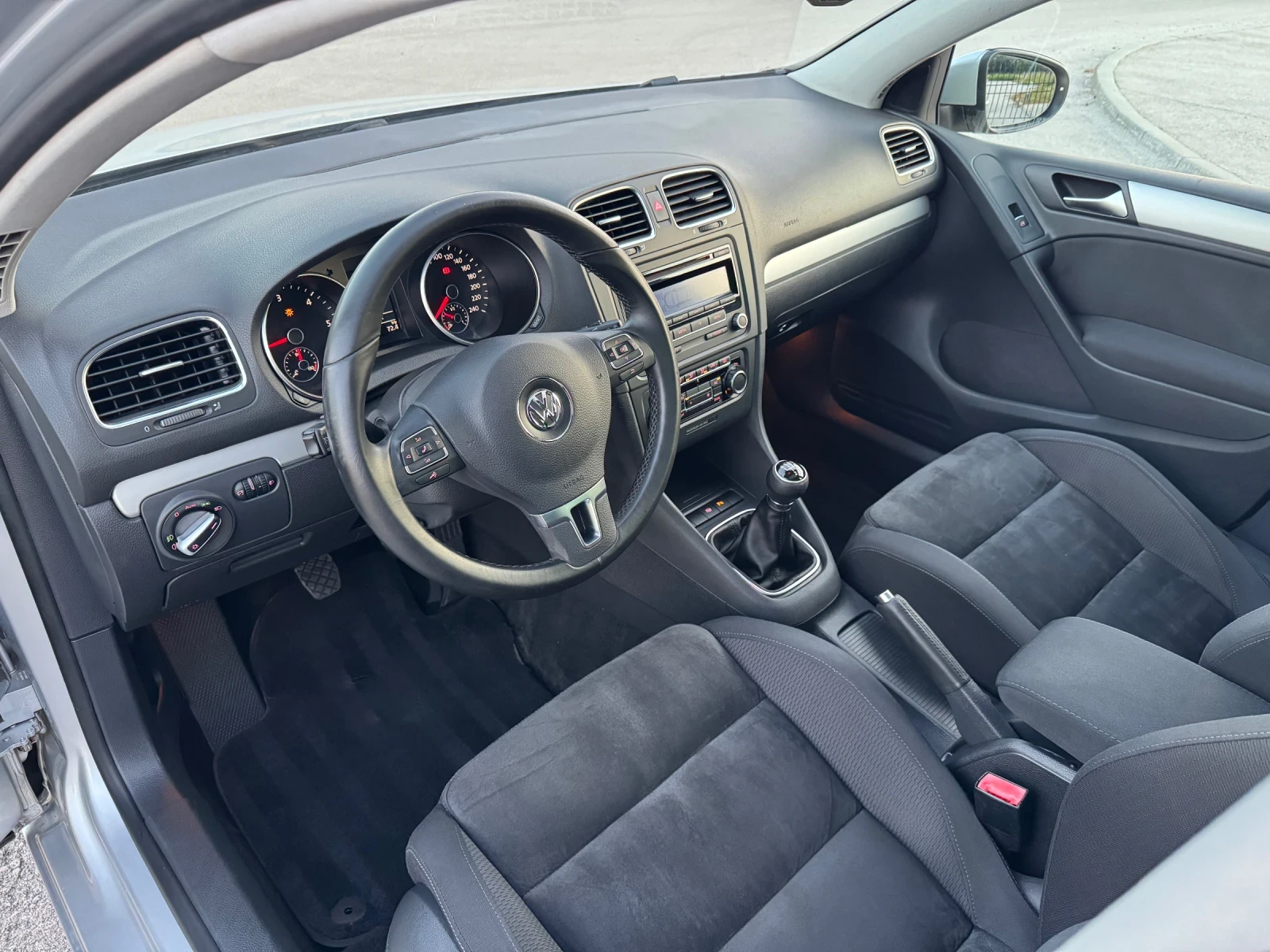 VW Golf 6 2.0 TDI 140k.c. Highline * Шибидах * Bluetooth , снимка 9 - Автомобили и джипове - 55617481