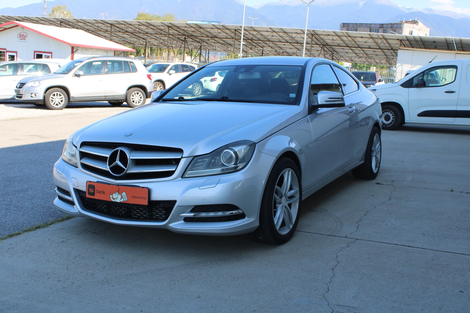 Mercedes-Benz C 220