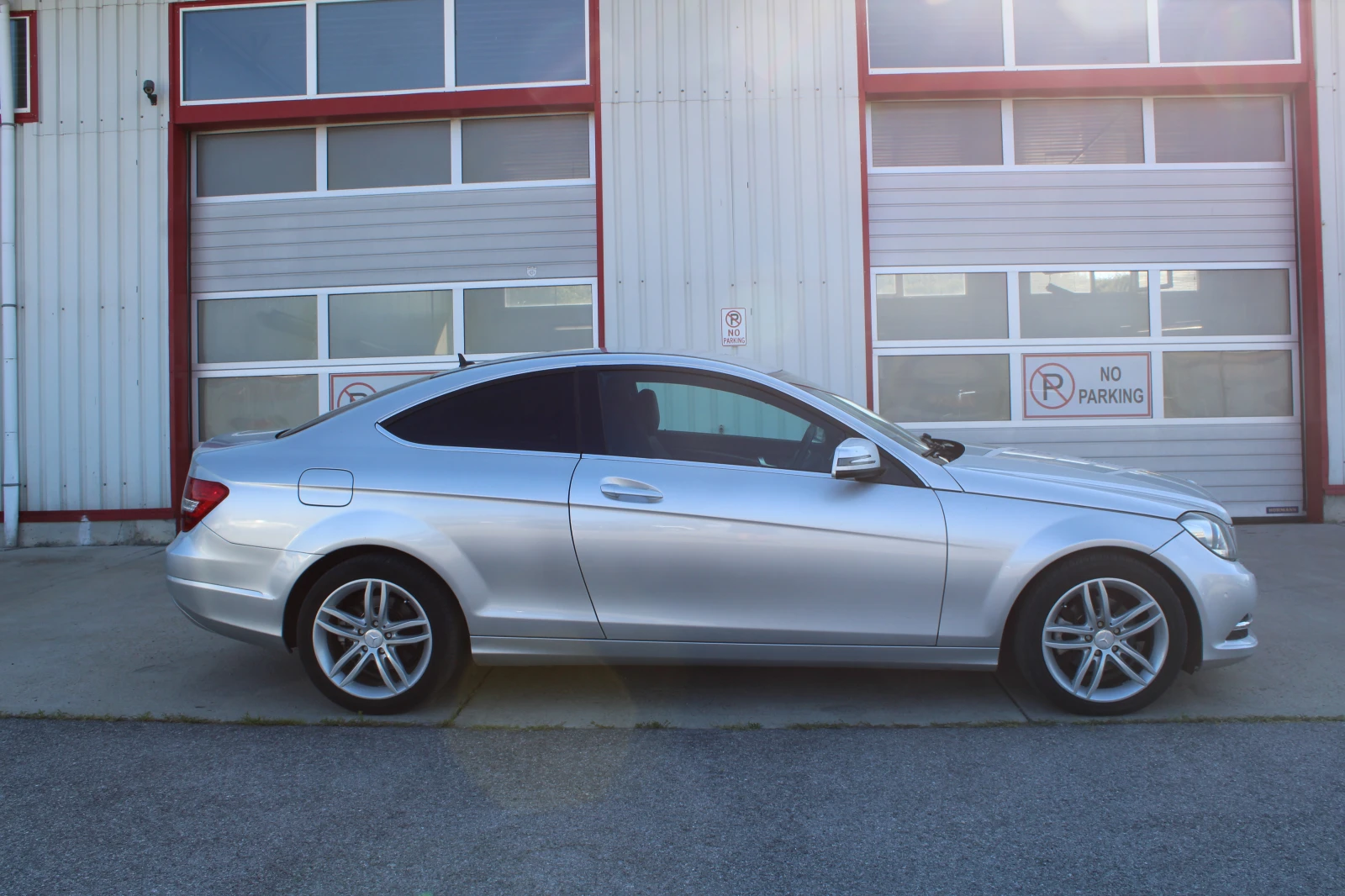 Mercedes-Benz C 220, снимка 4 - Автомобили и джипове - 55628960