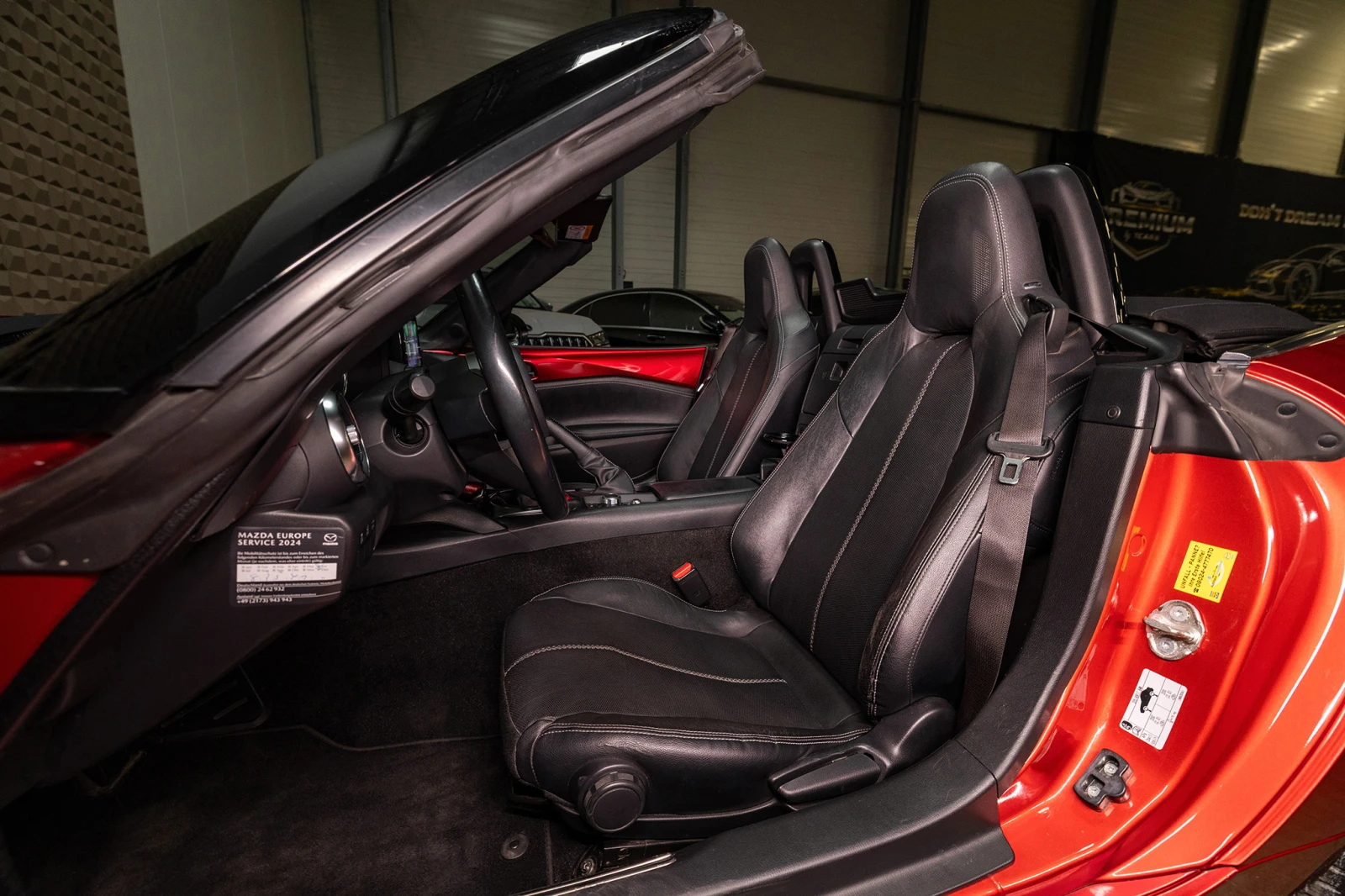 Mazda Mx-5 2.0Skyactiv-G| Bose| Подгрев| 7Cars| Гаранция, снимка 12 - Автомобили и джипове - 56080819