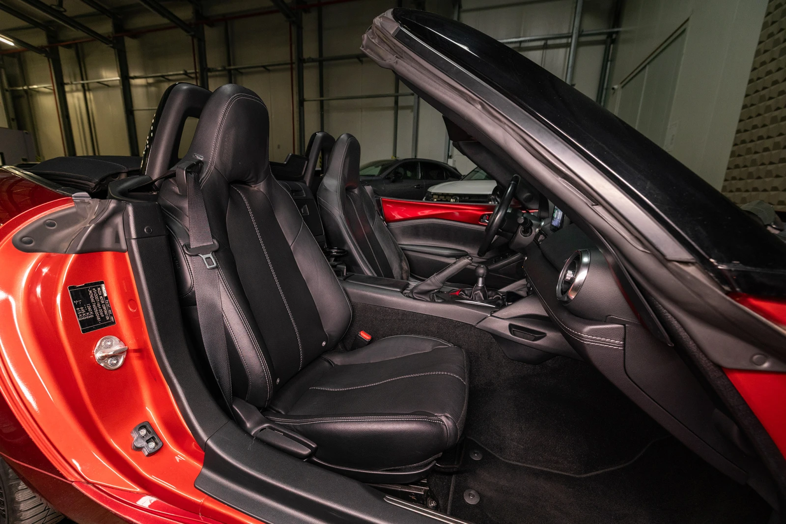 Mazda Mx-5 2.0Skyactiv-G| Bose| Подгрев| 7Cars| Гаранция, снимка 14 - Автомобили и джипове - 56080819