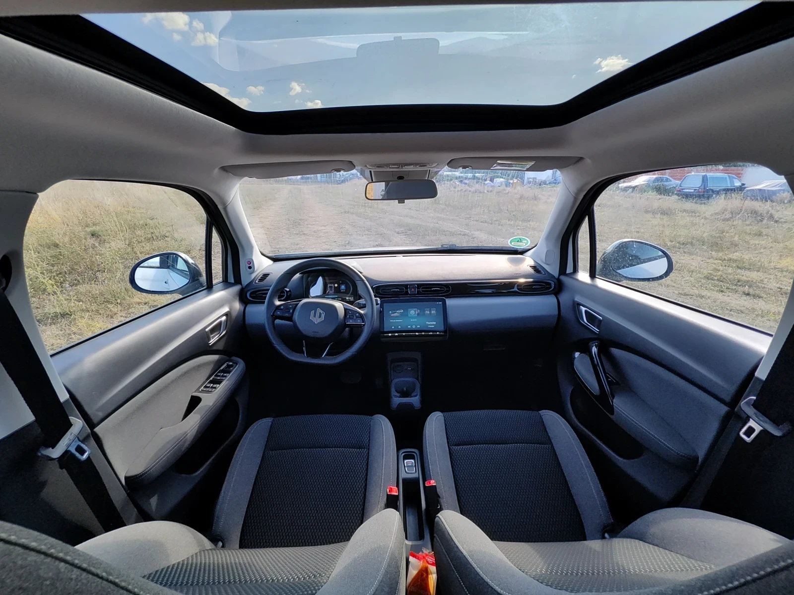 Leapmotor T03, снимка 5 - Автомобили и джипове - 56314636