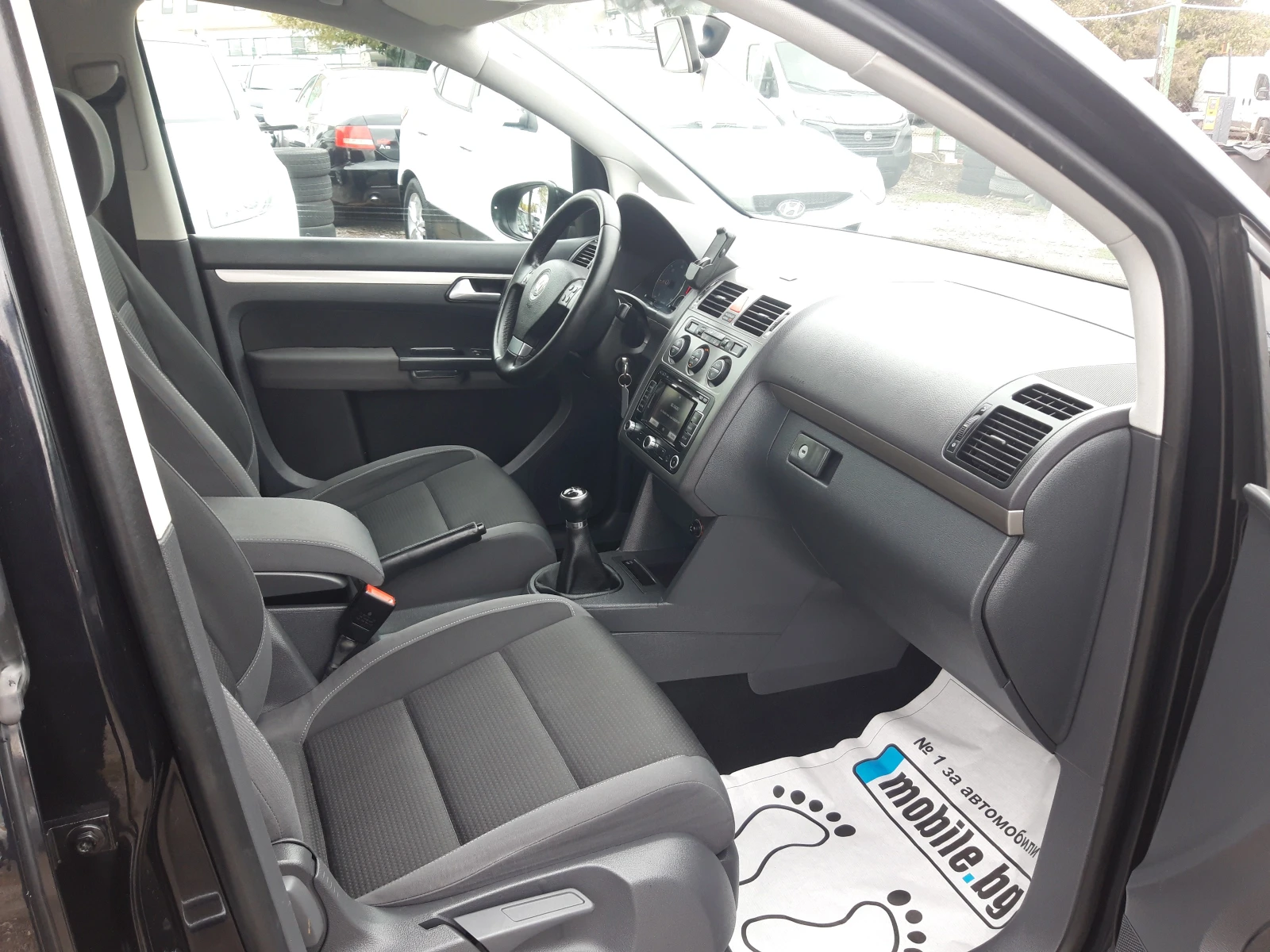 VW Touran 1.9TDI* 105k.c* 6��* �������*  | Mobile.bg � ����������� 12