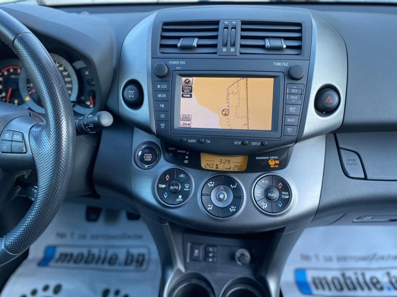 Toyota Rav4 Luxury* KeylessGo* Navi* Italy* , снимка 8 - Автомобили и джипове - 48087742