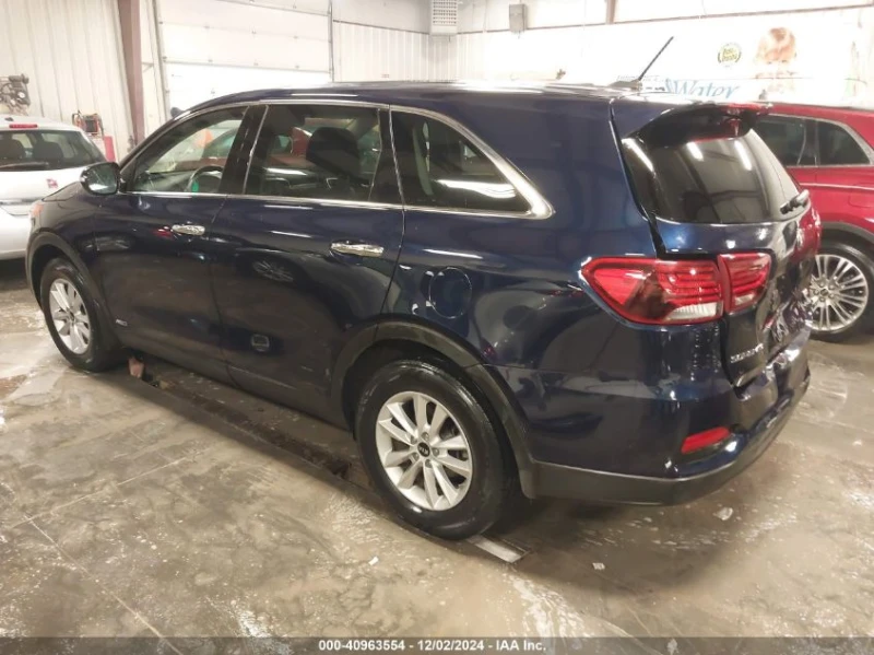 Kia Sorento 2.4L КРАЙНА ЦЕНА КУПИ СЕГА, снимка 4 - Автомобили и джипове - 48437617