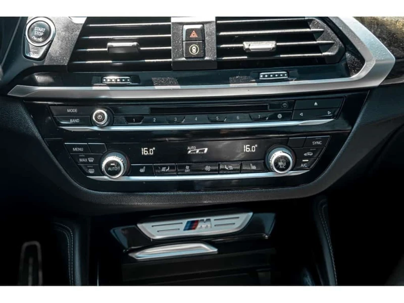 BMW X4 M40i COUPE M SPORT * HUD* ДИСТРОНИК* ПАНОРАМА, снимка 15 - Автомобили и джипове - 53536200