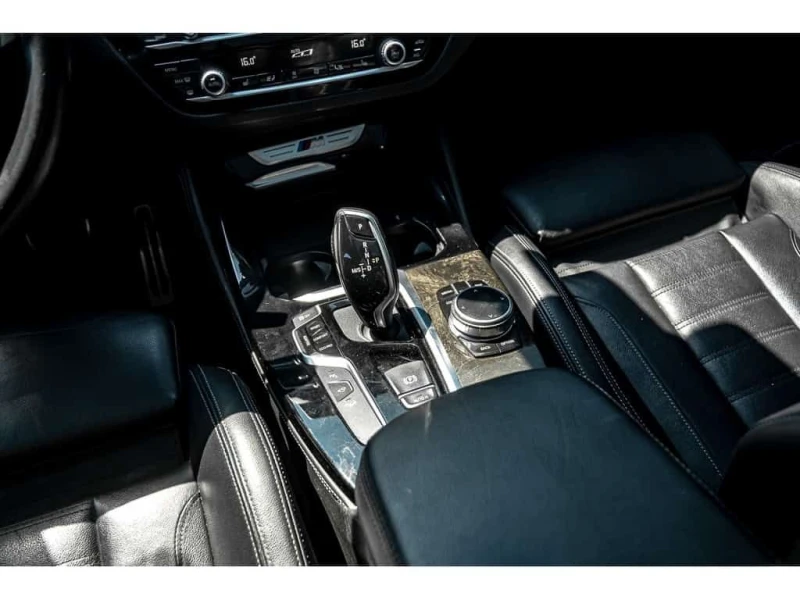 BMW X4 M40i COUPE M SPORT * HUD* ДИСТРОНИК* ПАНОРАМА, снимка 16 - Автомобили и джипове - 53536200