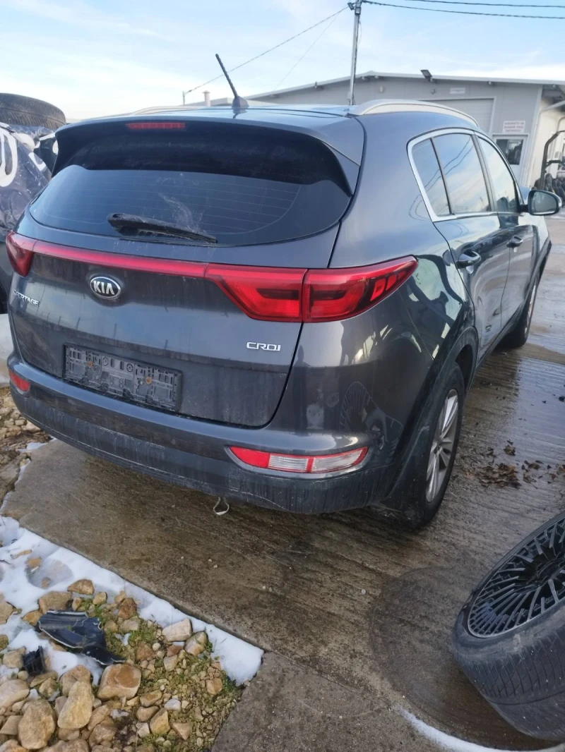 Kia Sportage 2.0 crdi  D4HA, снимка 2 - Автомобили и джипове - 53572780
