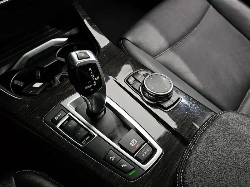 BMW X4 (F26) xDrive20D, снимка 9 - Автомобили и джипове - 55202148