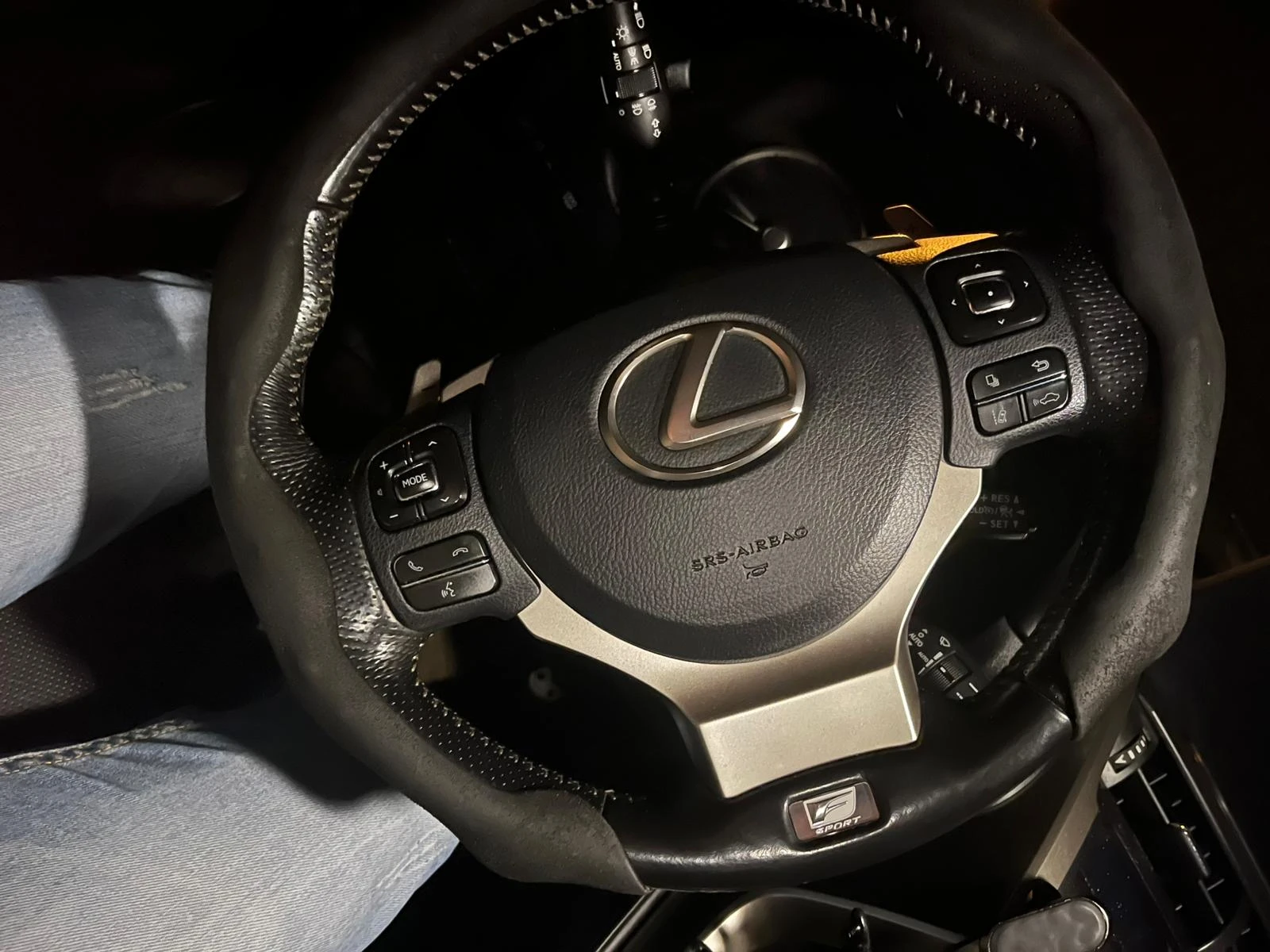Lexus NX NX300H FSPORT - изображение 9
