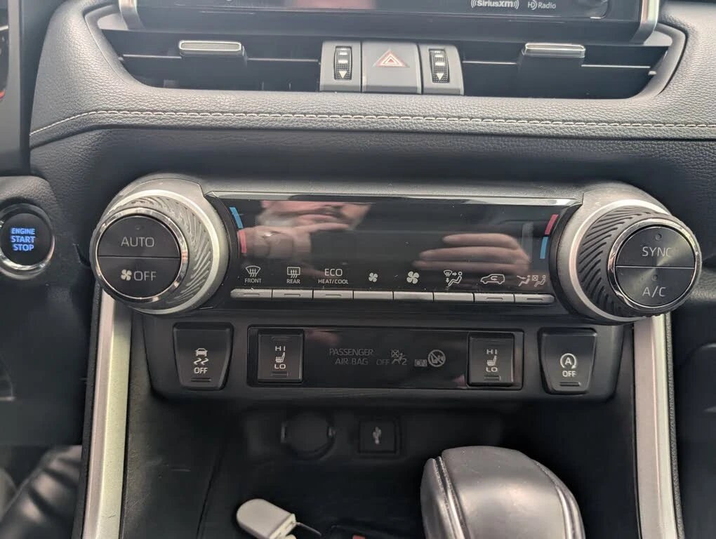 Toyota Rav4 ПАМЕТ* ПАНОРАМА * ПОДГРЕВ* КОЖА* KEYLESS*  - изображение 9