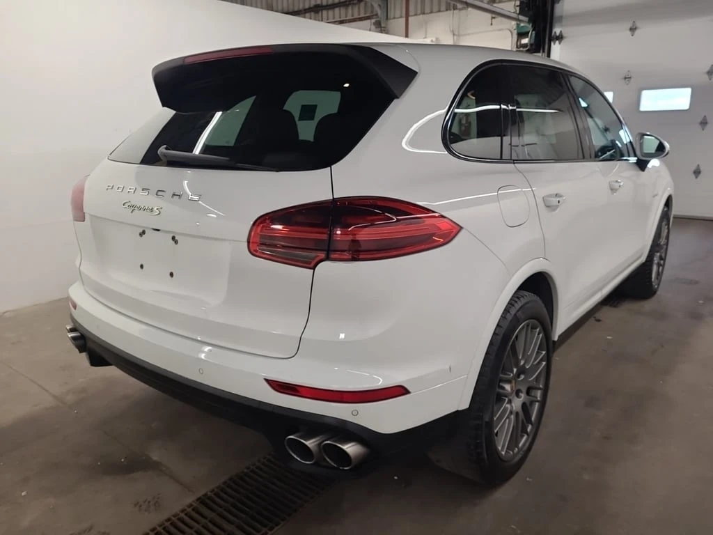Porsche Cayenne * S E HYBRID * CARFAX * ЦЕНА ДО БГ - изображение 3