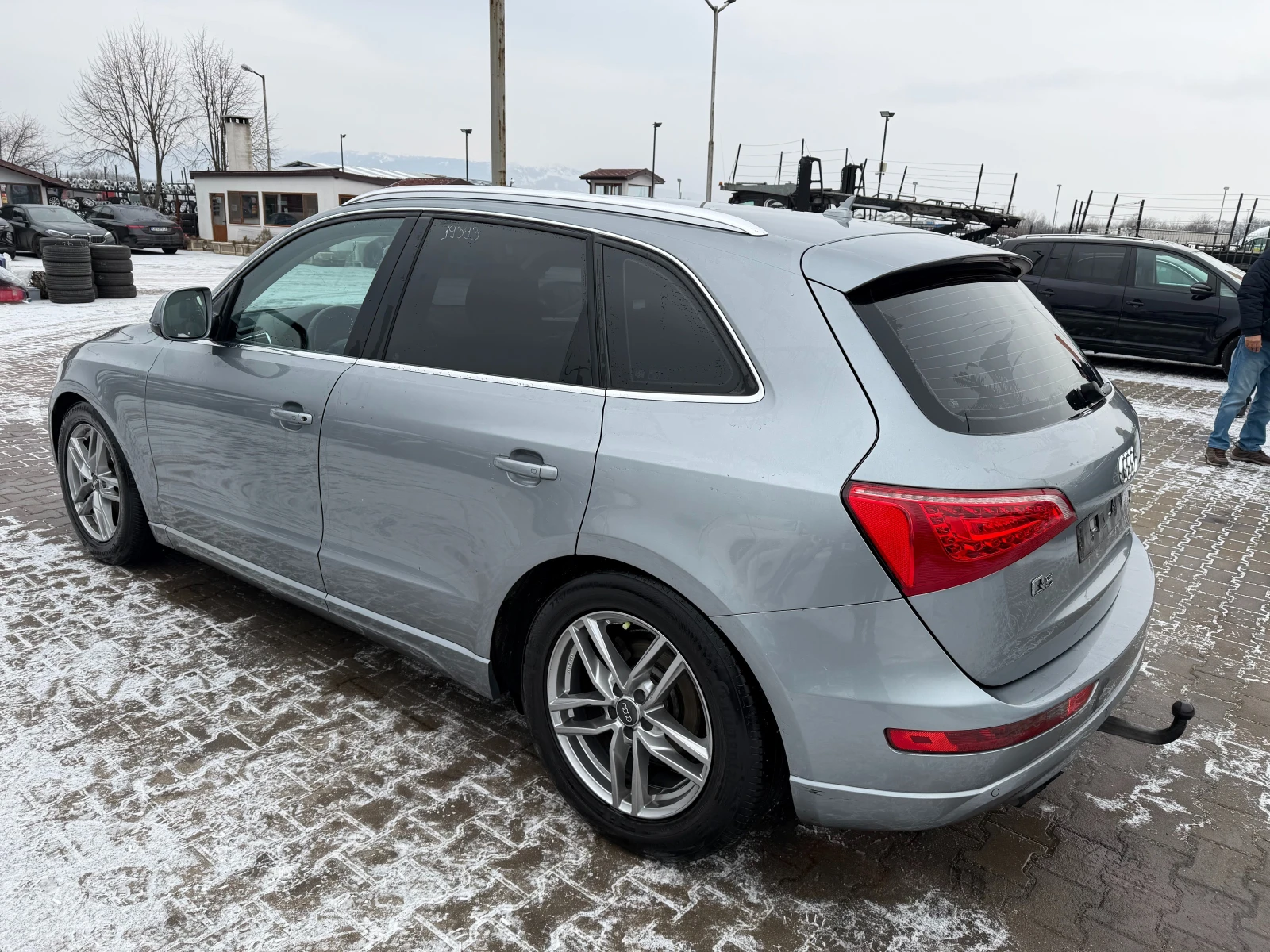 Audi Q5 2.0TDI QUATTRO AVTOMAT/NAVI/KOJA EURO 5 - изображение 8