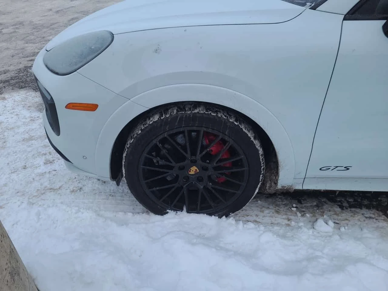 Porsche Cayenne GTS /BOSE/360/PANO/NAVI/MATRIX - изображение 6