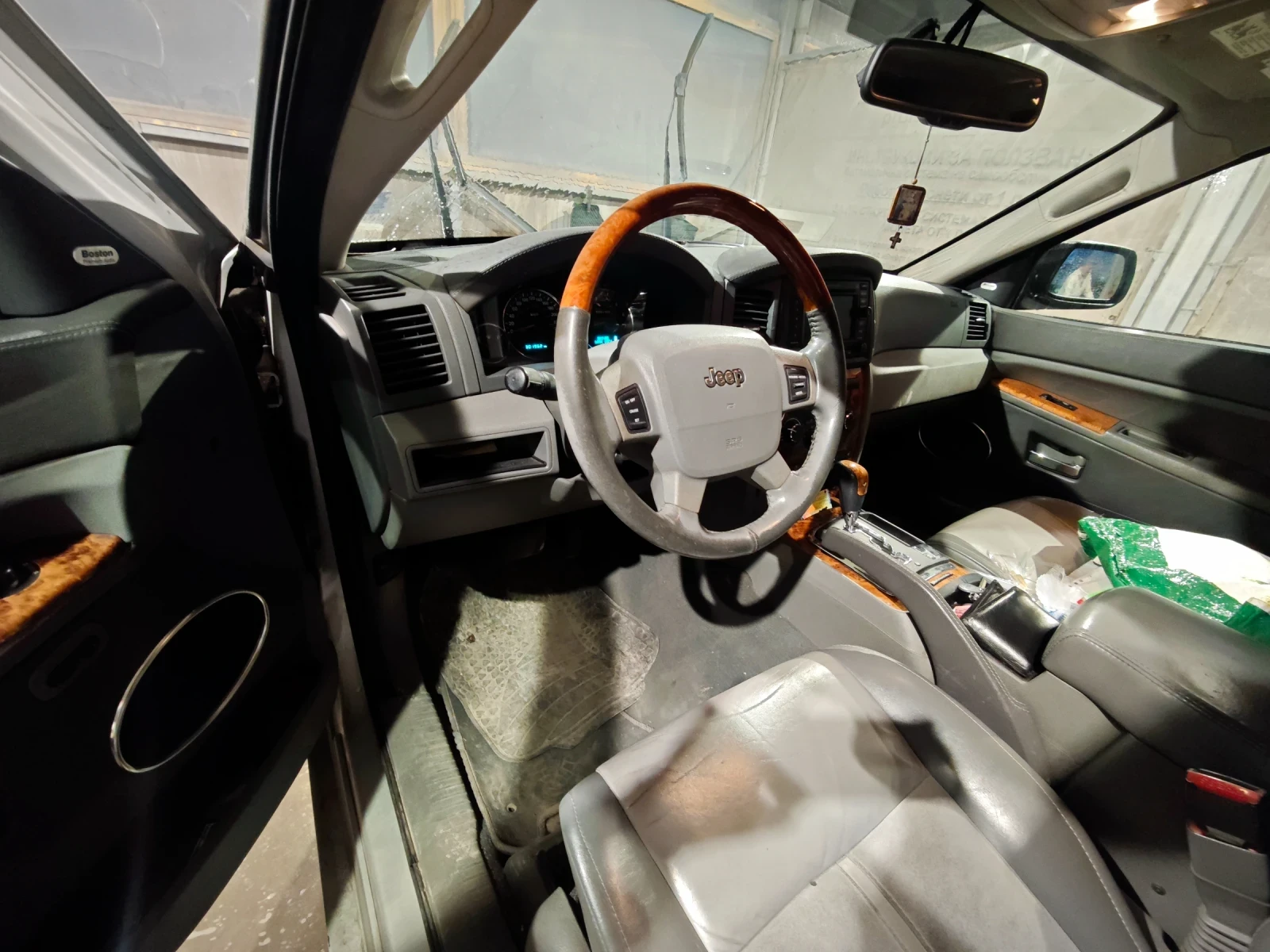 Jeep Grand cherokee, снимка 12 - Автомобили и джипове - 53738295