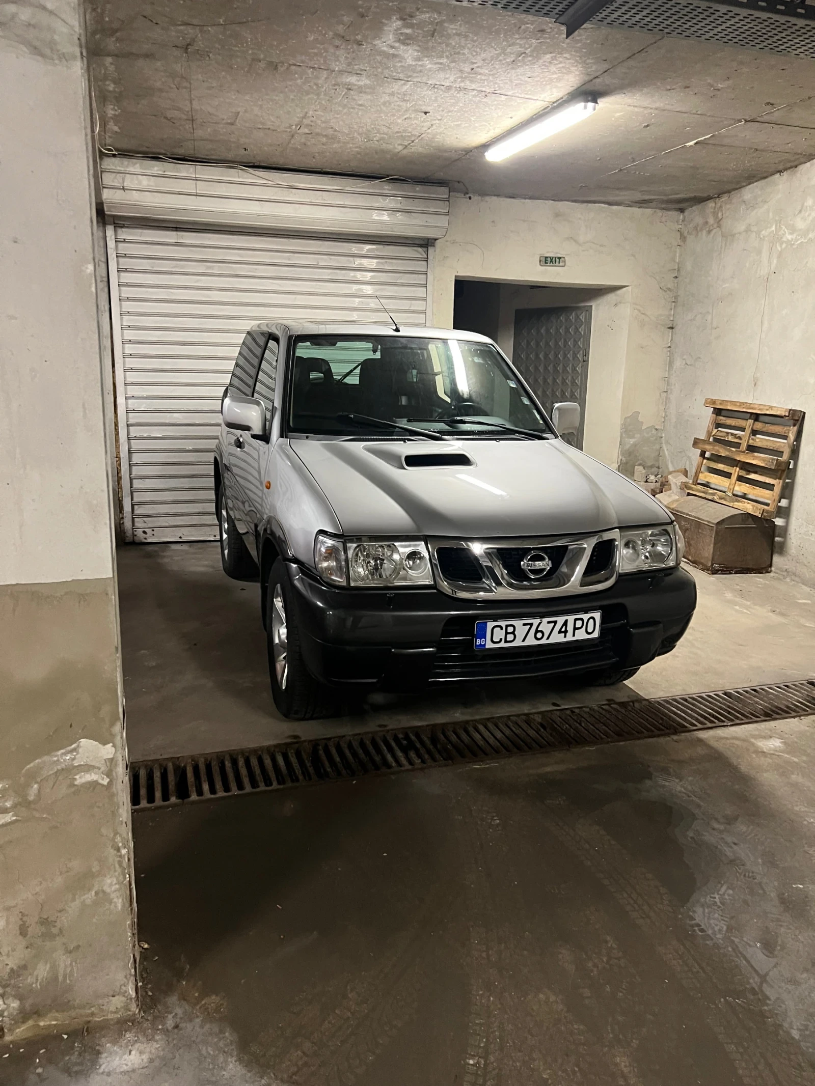Nissan Terrano 3, 0 DI TURBO, снимка 3 - Автомобили и джипове - 53901865