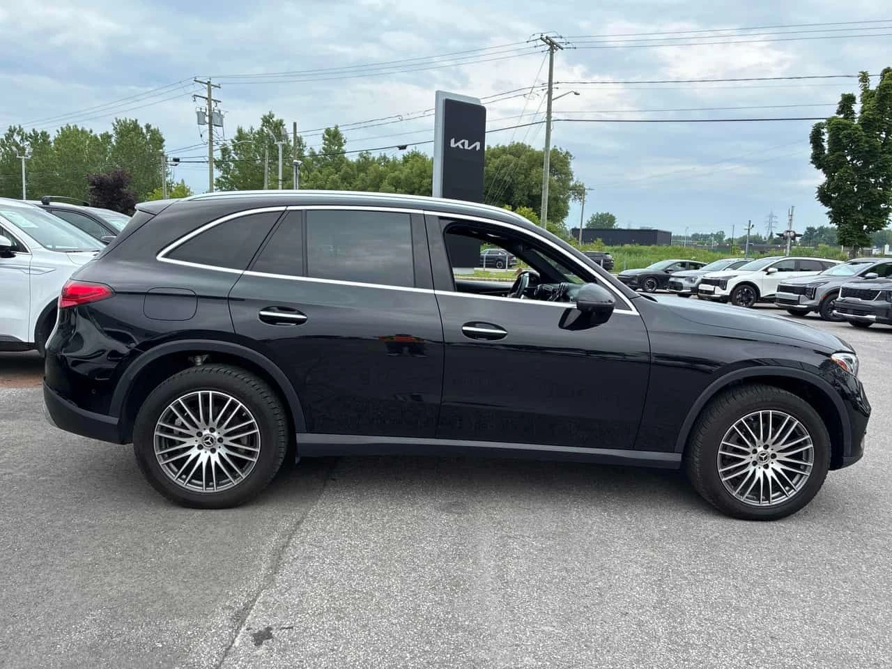 Mercedes-Benz GLC 300 4MATIC * ������ ���������������� �� KIA*  | Mobile.bg � ����������� 4