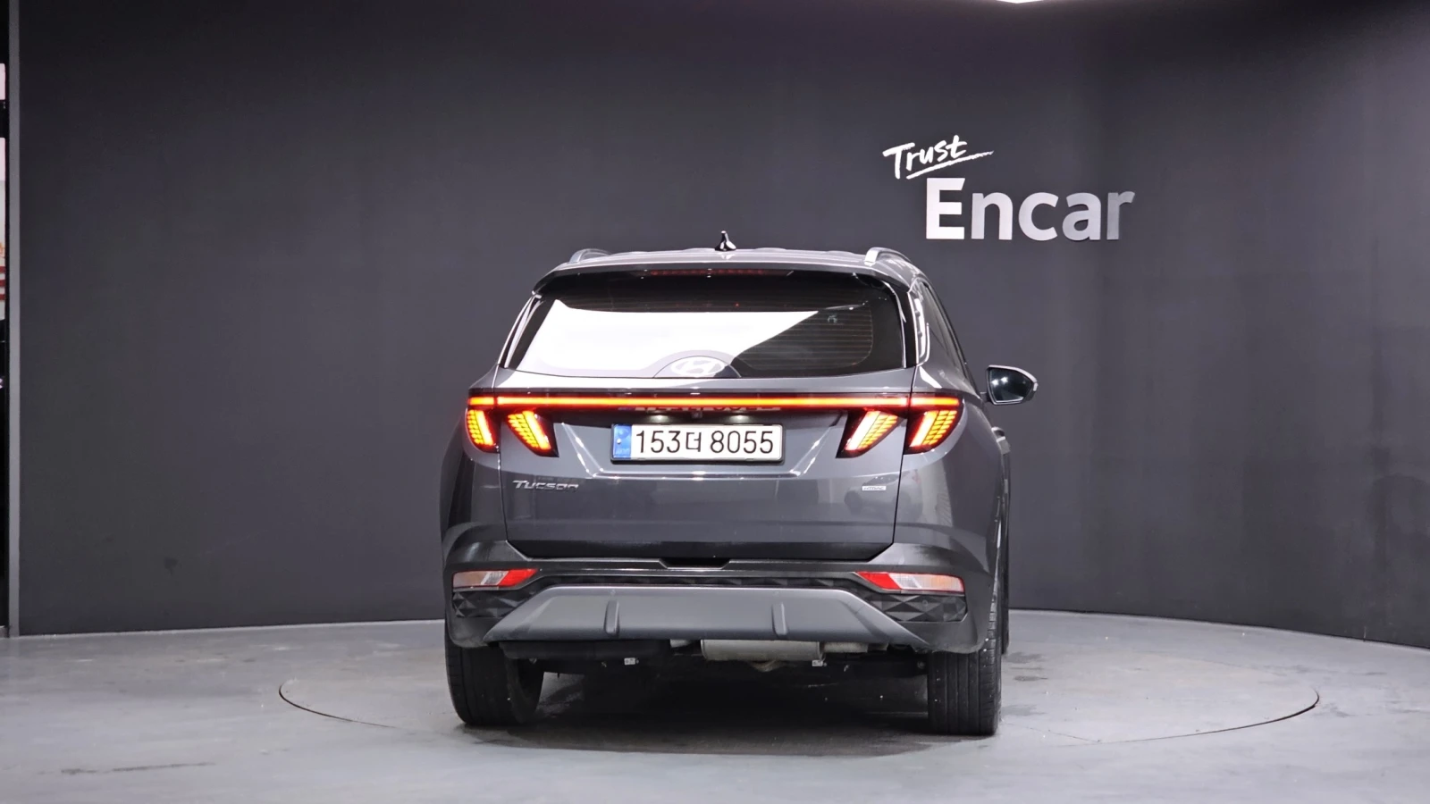 Hyundai Tucson 4WD INSPIRATION * DIS * ОБДУХ * 360, снимка 4 - Автомобили и джипове - 56128720