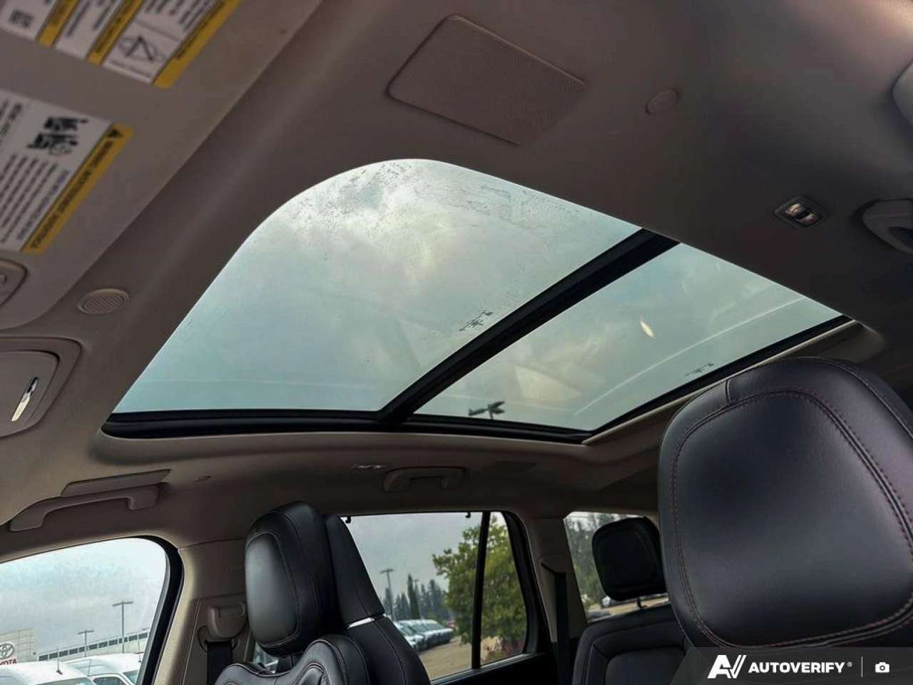 Lincoln Aviator Reserve | Pano Vista Roof | Heated Seats | Adaptiv | Mobile.bg � ����������� 13