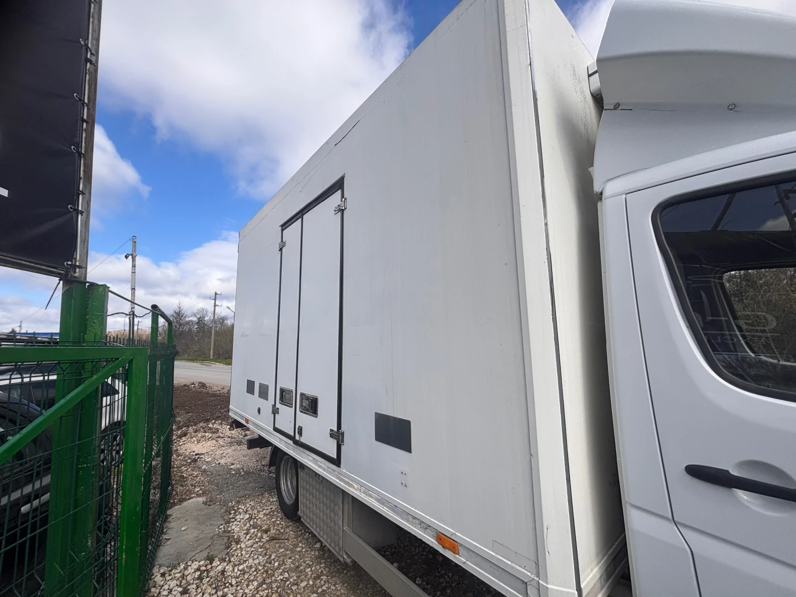 Mercedes-Benz Sprinter 515 2.2 cdi хладилен, снимка 4 - Бусове и автобуси - 54498017