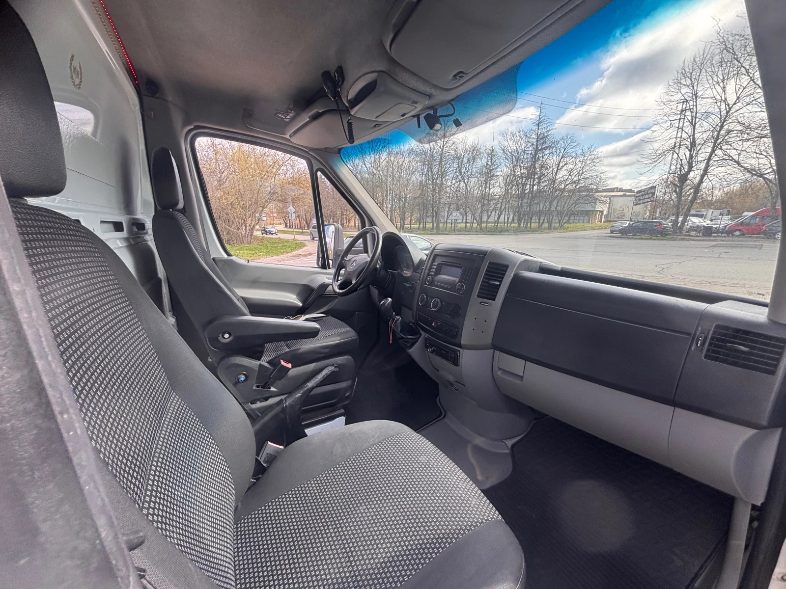 Mercedes-Benz Sprinter 515 2.2 cdi хладилен, снимка 6 - Бусове и автобуси - 54498017