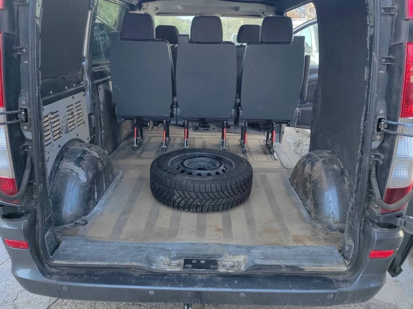 Mercedes-Benz Vito 2.2cdi/163k.s/Automat/Facelift/barter/lizing, снимка 9 - Бусове и автобуси - 54991281