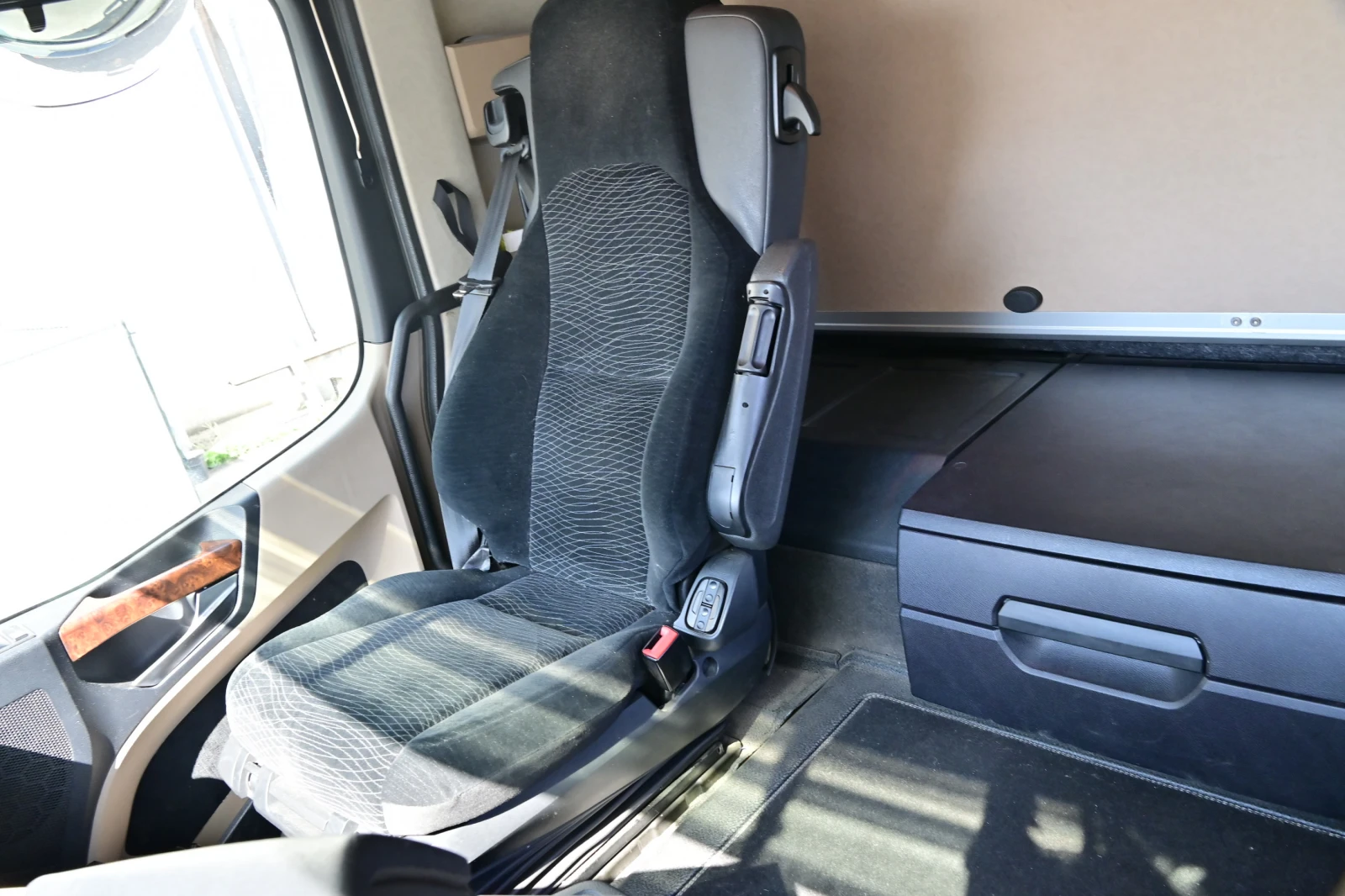 Mercedes-Benz Actros 1843, снимка 11 - Камиони - 55281886