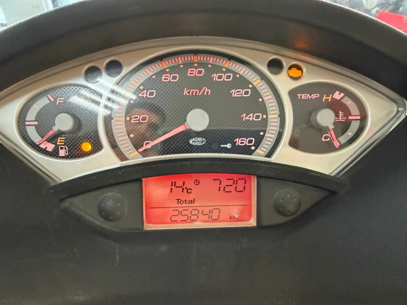 Yamaha X-max 125i, снимка 9 - Мотоциклети и мототехника - 53536034