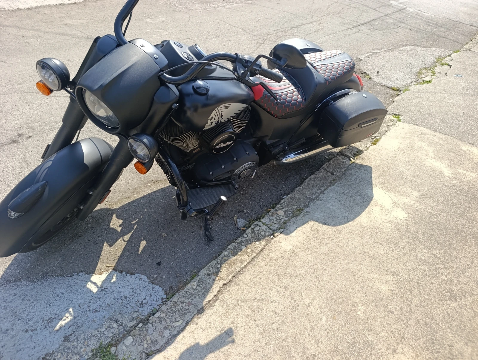 Indian Chief Dark Horse, снимка 6 - Мотоциклети и мототехника - 53873102