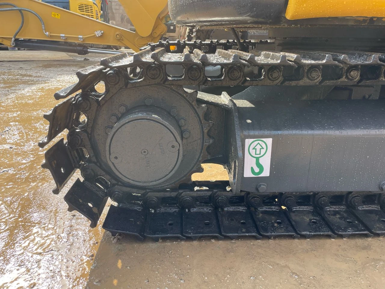 Багер Komatsu PC35 - изображение 4