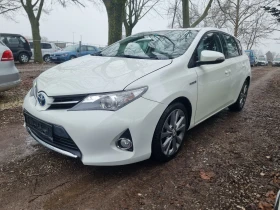 Toyota Auris 1, 8 Hibrid, снимка 1