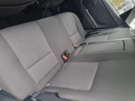 Toyota Auris 1, 8 Hibrid, снимка 11