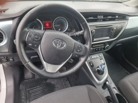 Toyota Auris 1, 8 Hibrid, снимка 14