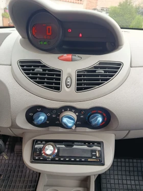 Renault Twingo 1.2 Бензин 2007 г КЛИМА - 2500 лв. - 11082864 17
