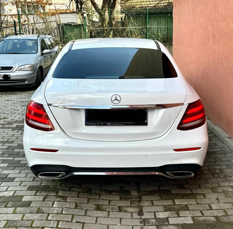 Mercedes-Benz E 220 Amg, Burmaster, Ambient , снимка 3 - Автомобили и джипове - 48016974