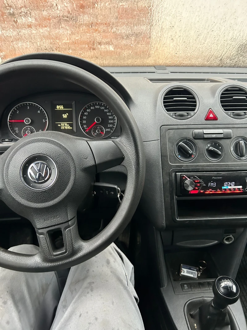 VW Caddy, снимка 6 - Автомобили и джипове - 48422600