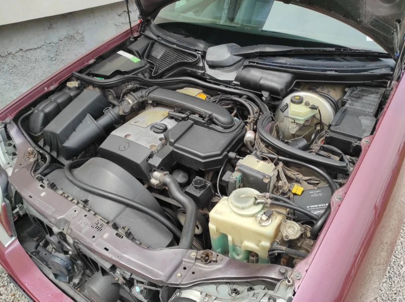 Mercedes-Benz E 230                                  /// BENZIN / GAS , снимка 14 - Автомобили и джипове - 50611629