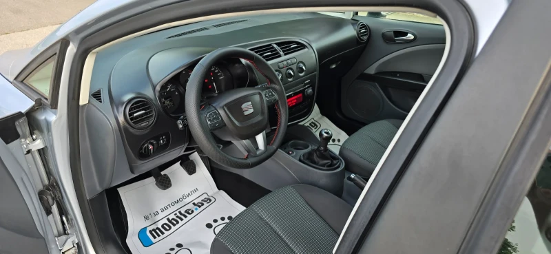 Seat Leon 1.6tdi 105hp, снимка 11 - Автомобили и джипове - 50620324