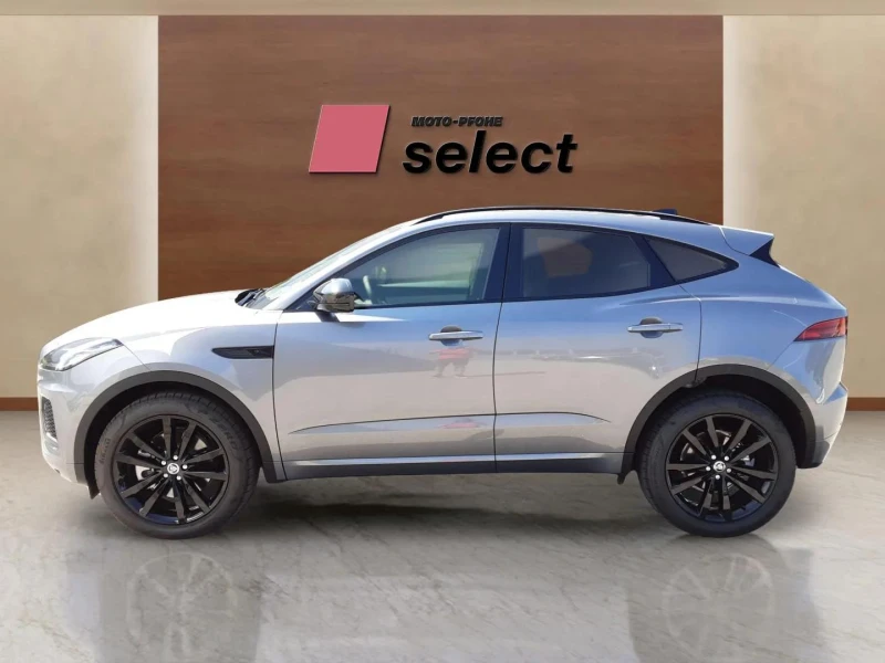 Jaguar E-pace 2.0, снимка 8 - Автомобили и джипове - 51144427